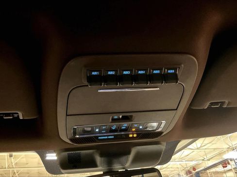 Used 2024 Ford F250 King Ranch w/ Chrome Package image 35