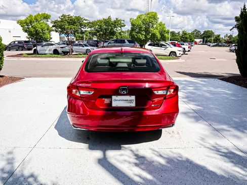 Used 2022 Honda Accord EX-L image 10