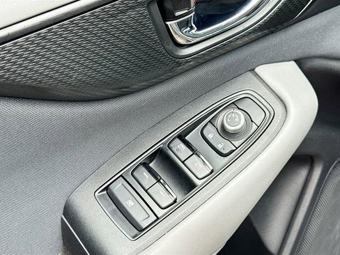 Used 2023 Subaru Outback Premium image 18