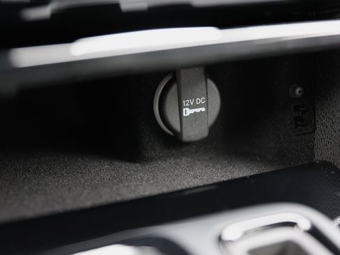 Used 2022 Chrysler 300 S image 28