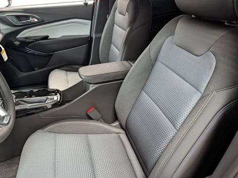 New 2026 Chevrolet Trax LT w/ Driver Confidence Package FWD image 10