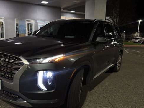 Used 2020 Hyundai Palisade Limited image 6