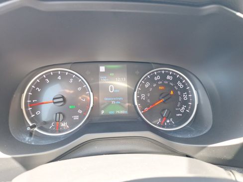 Used 2022 Toyota RAV4 XLE AWD/4WD image 19