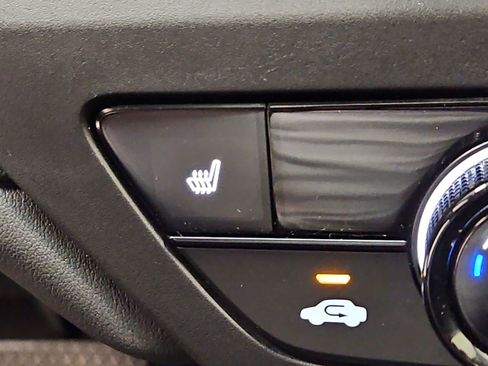 Certified 2025 Honda Accord SE image 6