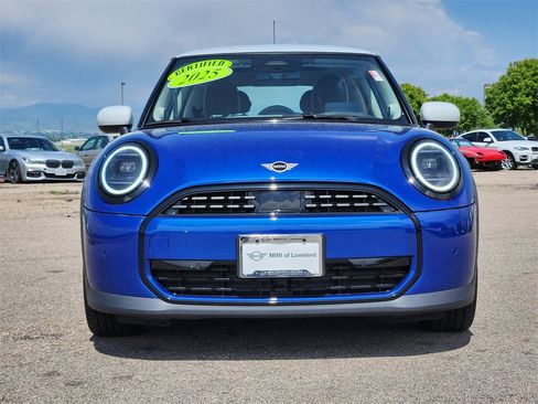 Used 2025 MINI Cooper 2-Door Hardtop image 2