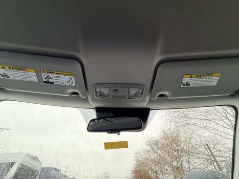 Used 2024 Mitsubishi Outlander Sport SE image 29