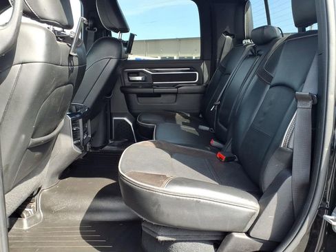 Used 2022 RAM 2500 Laramie w/ Night Edition AWD/4WD image 31