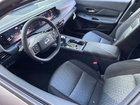 New 2026 Nissan Sentra SV w/ SV Convenience Package FWD image 19