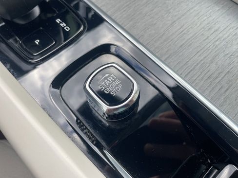 Certified 2023 Volvo XC60 B5 Plus w/ Climate Package image 34