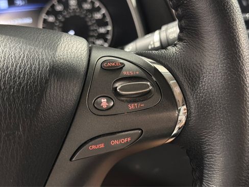 Used 2024 Nissan Murano SV AWD/4WD image 24