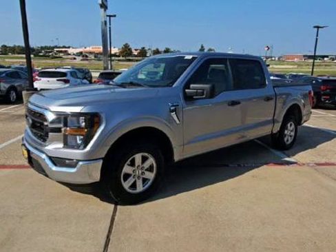Used 2023 Ford F150 XLT image 4