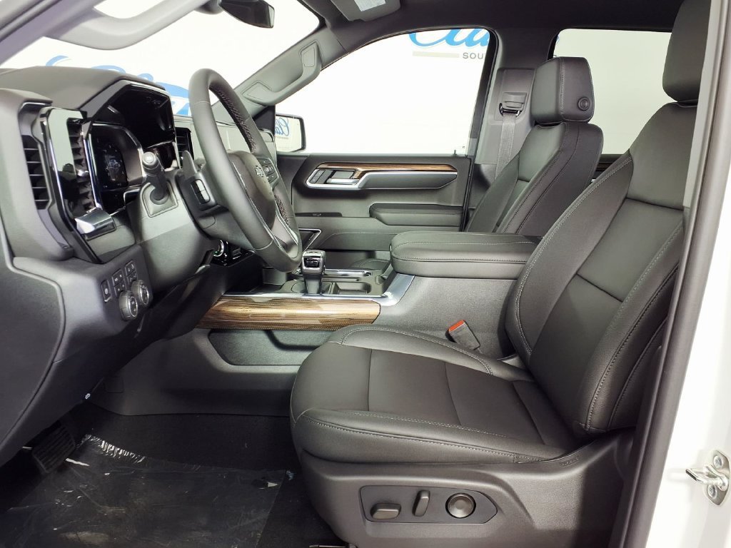 New 2026 Chevrolet Silverado 1500 RST w/ Texas Edition Plus AWD/4WD image 8