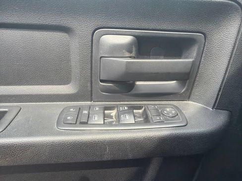 Used 2014 RAM 1500 Express AWD/4WD image 10