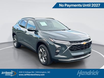 Used 2025 Chevrolet Trax LT w/ Driver Confidence Package