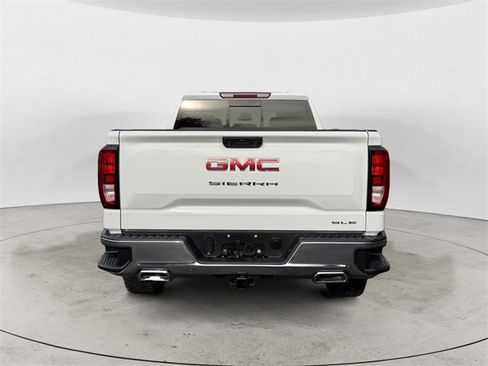 Used 2024 GMC Sierra 1500 SLE image 4