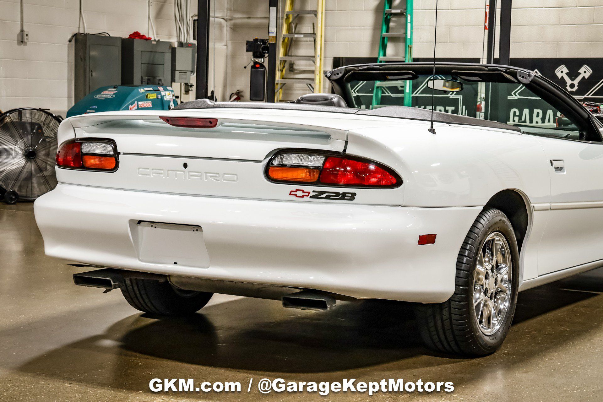 Used 2002 Chevrolet Camaro Z28 RWD image 57