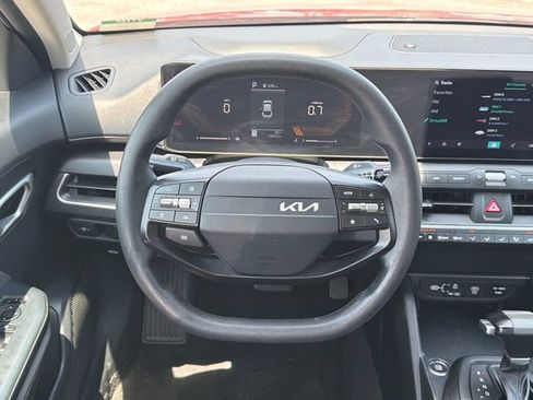 Used 2025 Kia K4 FWD image 24