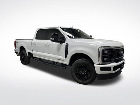 Used 2025 Ford F350 Lariat w/ Black Appearance Package image 46