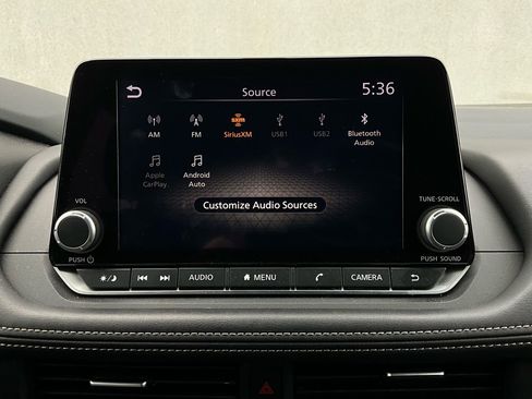 Used 2025 Nissan Rogue SV image 30