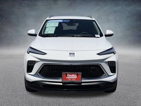 Used 2024 Buick Encore GX Sport Touring image 9