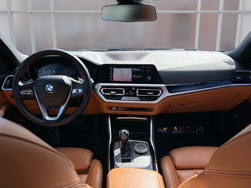 Used 2019 BMW 330i xDrive Sedan w/ Premium Package AWD/4WD image 25