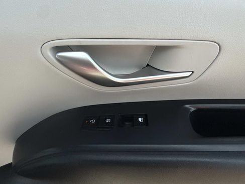 Used 2025 Hyundai Tucson SEL FWD image 14