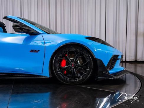Used 2023 Chevrolet Corvette Stingray Premium Cpe w/ Z51 Performance Package RWD image 26