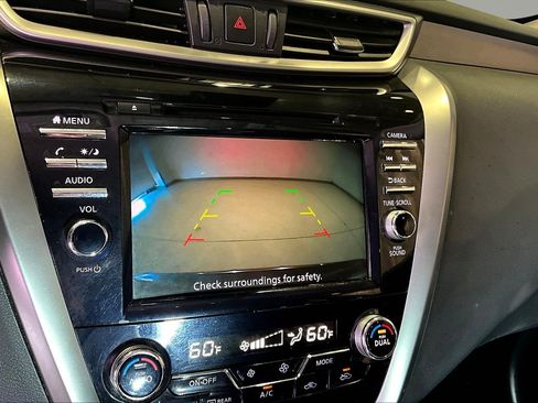Used 2023 Nissan Murano SV AWD/4WD image 15