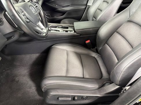 Used 2022 Honda Accord Sport image 11
