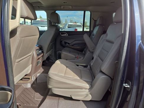 Used 2019 GMC Yukon XL Denali AWD/4WD image 31