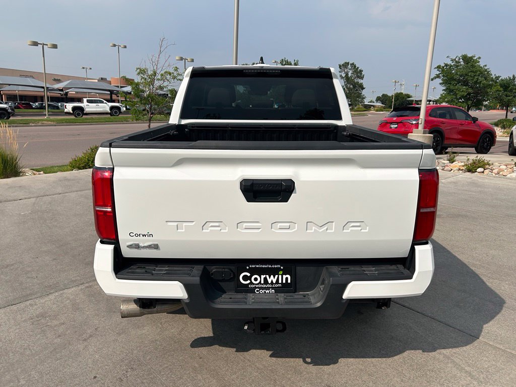 Used 2025 Toyota Tacoma SR5 AWD/4WD image 8