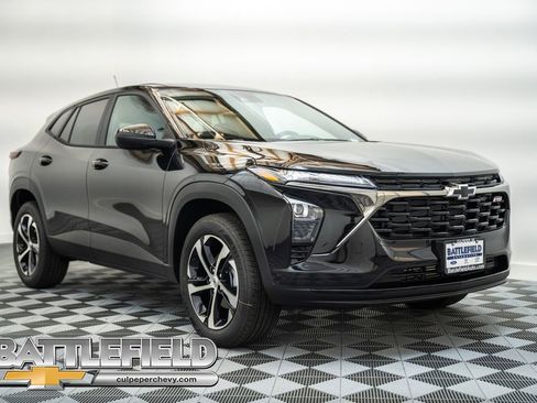 New 2026 Chevrolet Trax RS FWD image 1