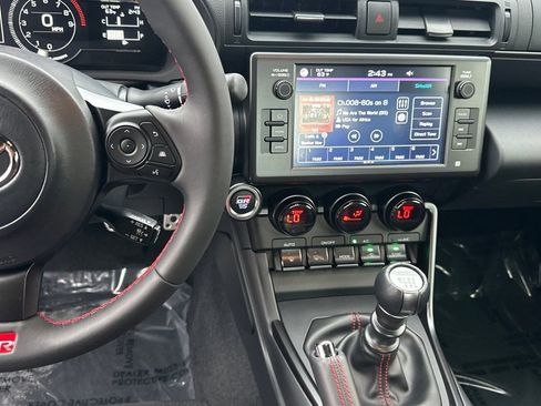Used 2024 Toyota GR86 TRUENO Edition image 27