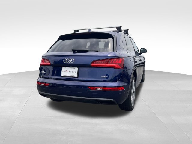Used 2020 Audi Q5 2.0T Premium w/ Titanium Sport Package AWD/4WD image 5
