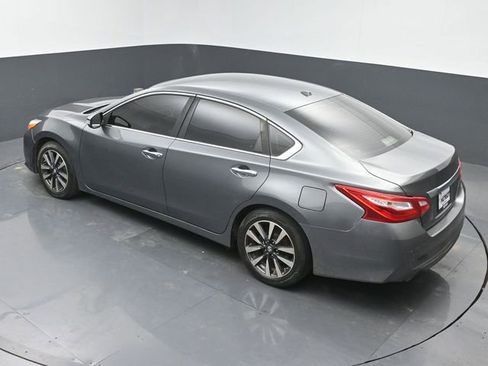 Used 2017 Nissan Altima 2.5 SL FWD image 30