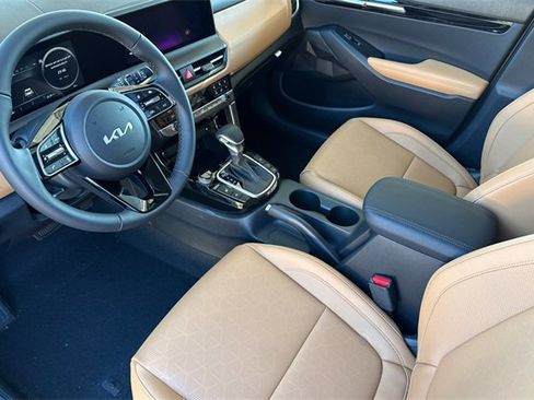 New 2026 Kia Seltos EX image 11