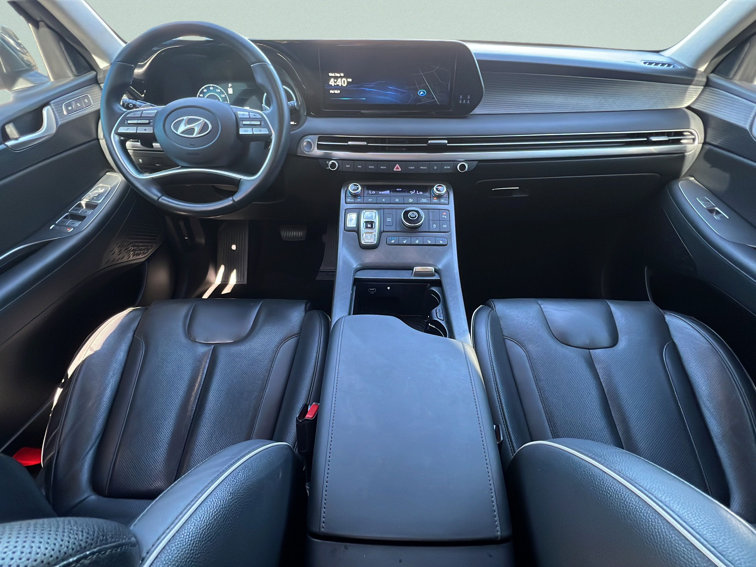 Used 2023 Hyundai Palisade Limited FWD image 12