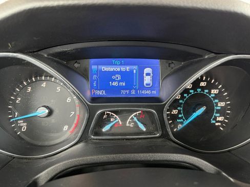 Used 2013 Ford Focus SE FWD image 23