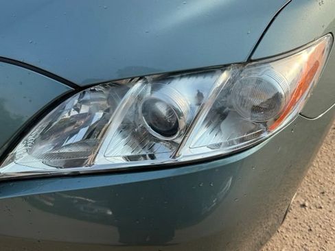 Used 2007 Toyota Camry XLE FWD image 10