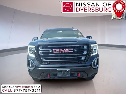 Used 2022 GMC Sierra 1500 AT4 w/ AT4 Preferred Package AWD/4WD image 8