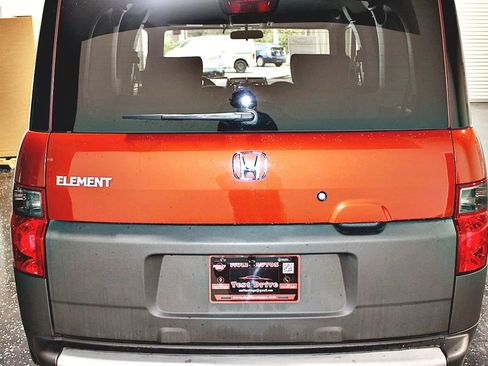 Used 2005 Honda Element EX image 3