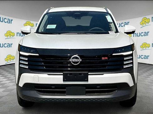 New 2025 Nissan Kicks SR image 2