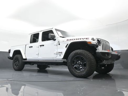 Used 2022 Jeep Gladiator Mojave w/ LED Lighting Group AWD/4WD image 69