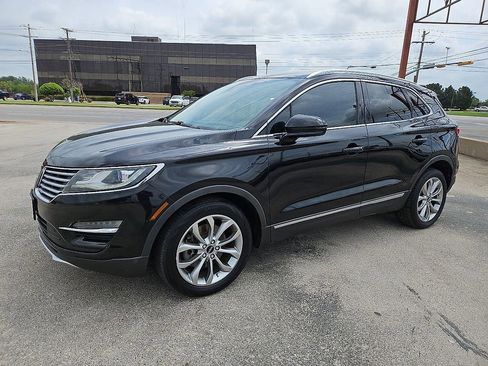 Used 2018 Lincoln MKC Select w/ Select Plus Package image 2