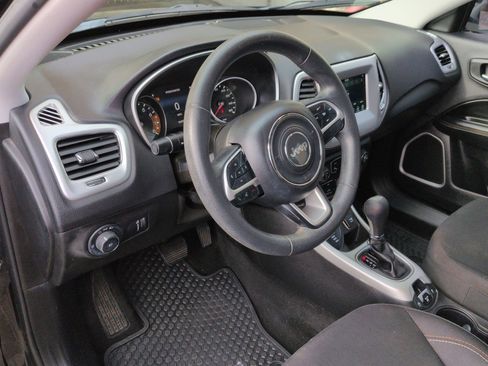Used 2019 Jeep Compass Sport image 11