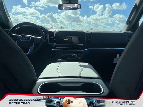 New 2026 GMC Sierra 1500 Elevation w/ LPO, Elevation Black Package image 15