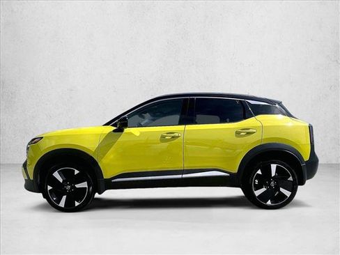 Used 2025 Nissan Kicks SR FWD image 6