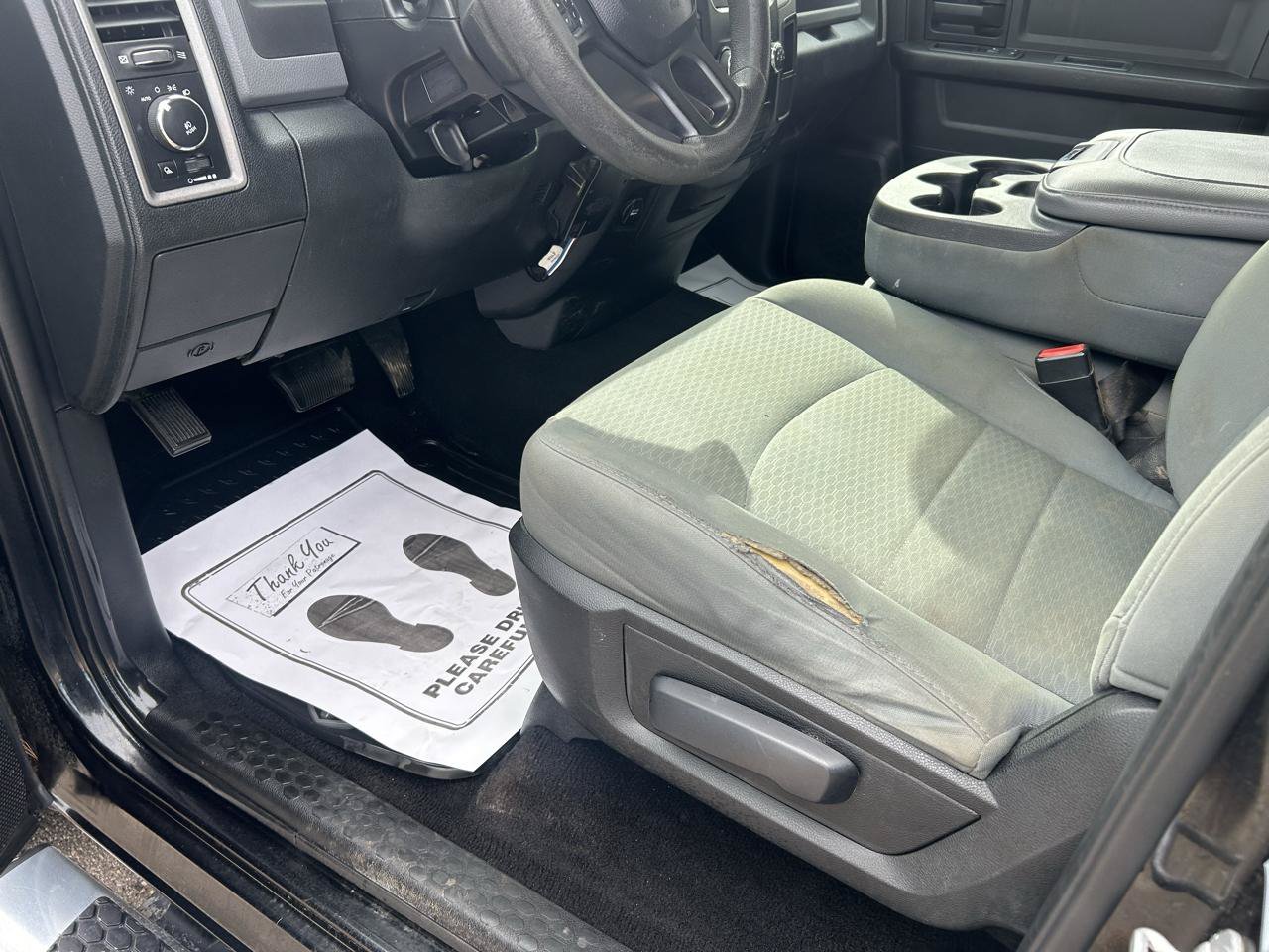 Used 2017 RAM 1500 ST w/ SXT Appearance Group AWD/4WD image 10