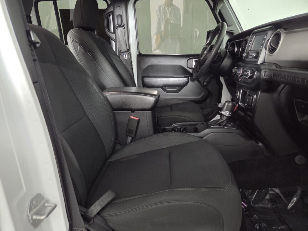 Used 2019 Jeep Wrangler Unlimited Sport AWD/4WD image 32