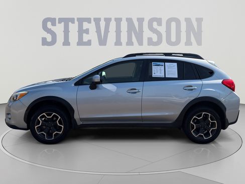Used 2013 Subaru Crosstrek 2.0i Premium w/ Popular Pkg 2 AWD/4WD image 2